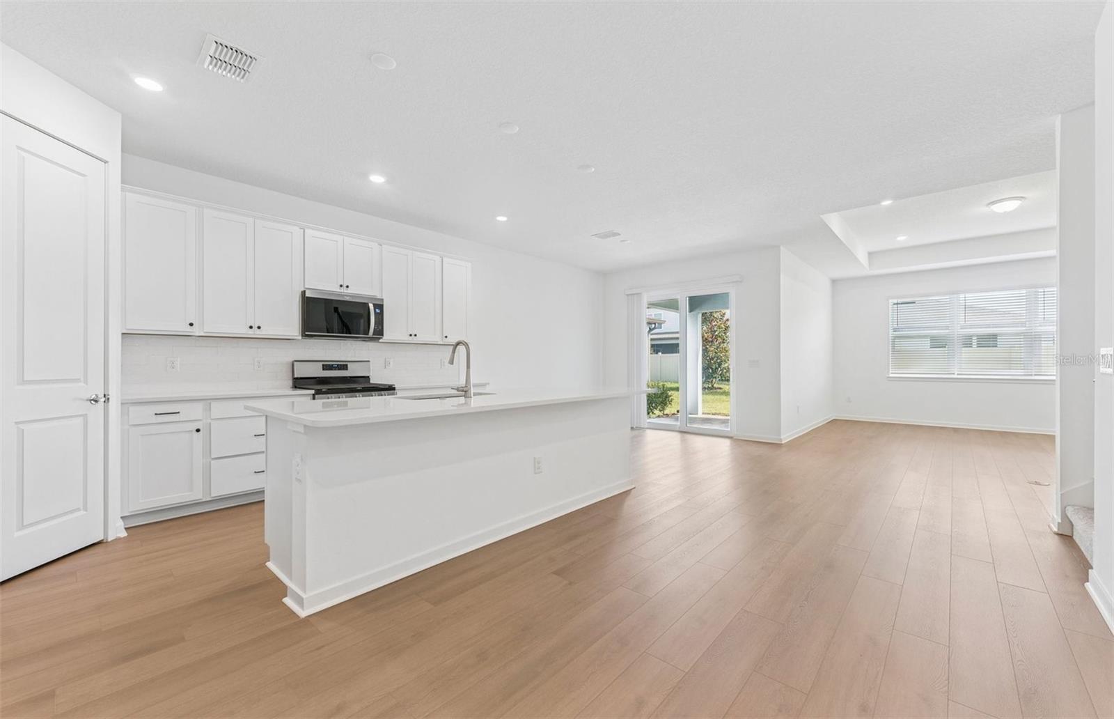 5282 WOLF CREEK DR, APOLLO BEACH, FL, 33572