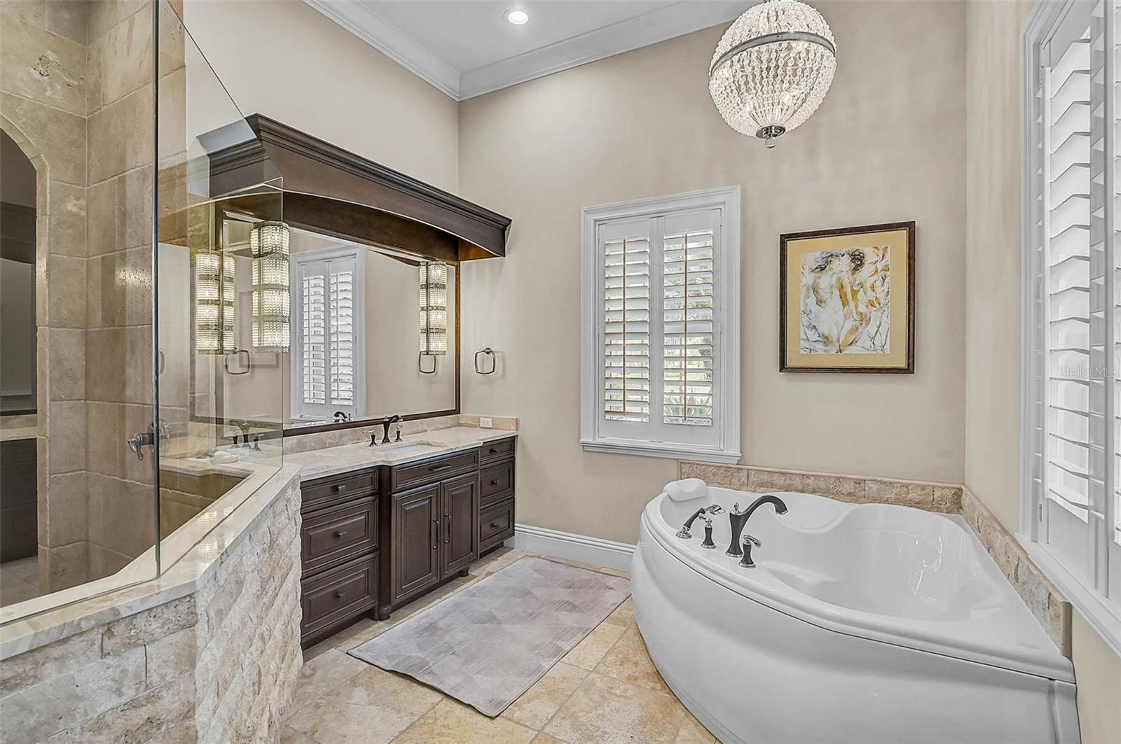 A4667142 Property Photo