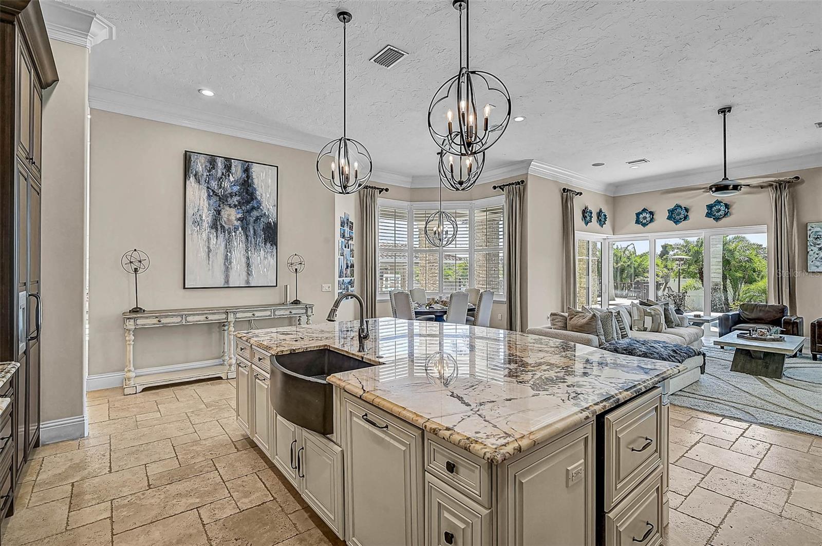 A4667142 Property Photo