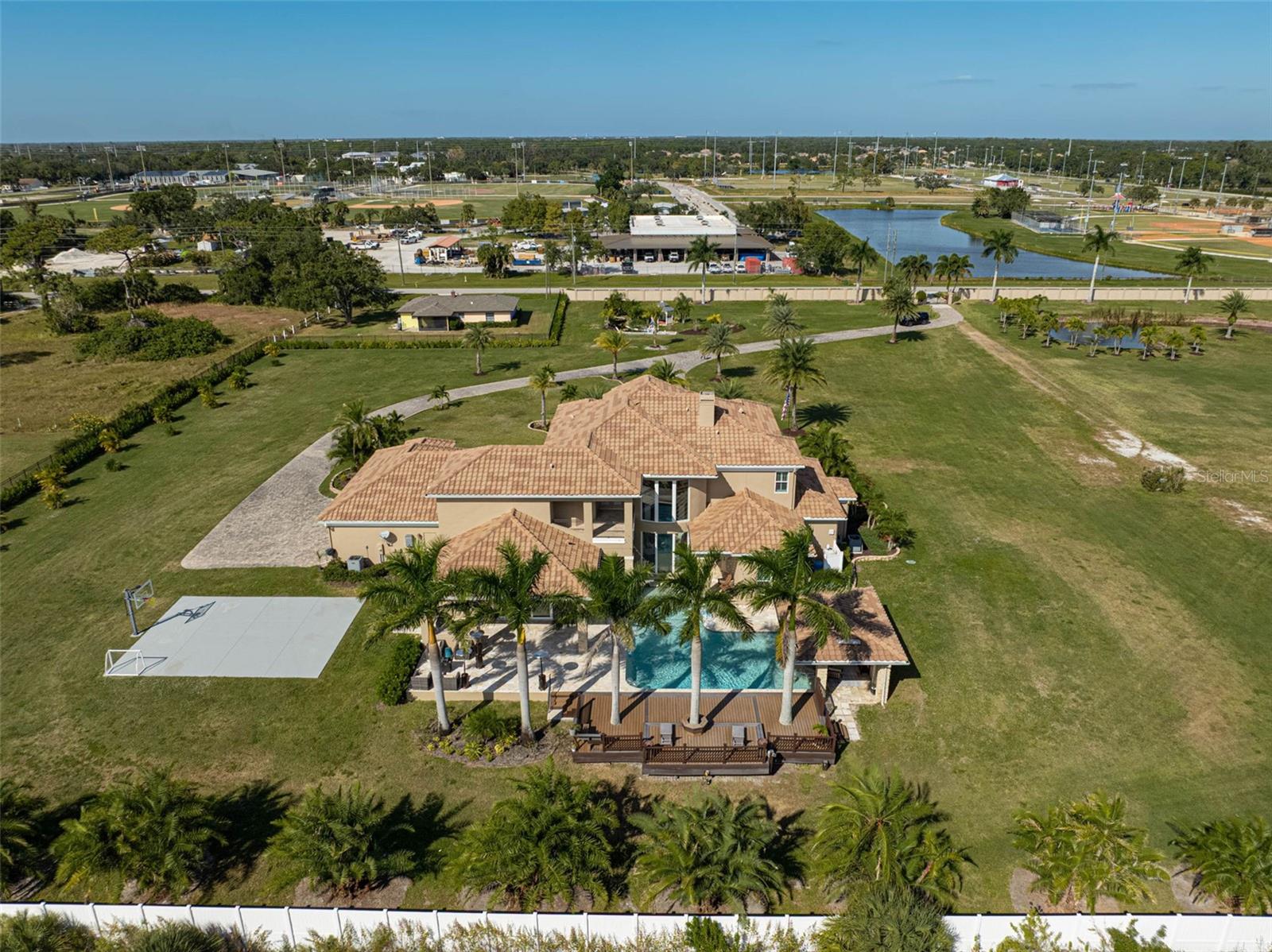 A4667142 Property Photo