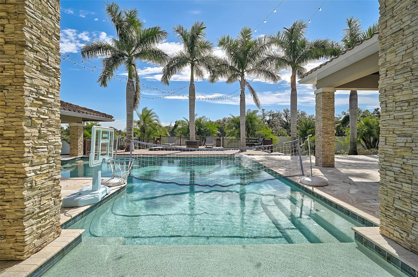 A4667142 Property Photo