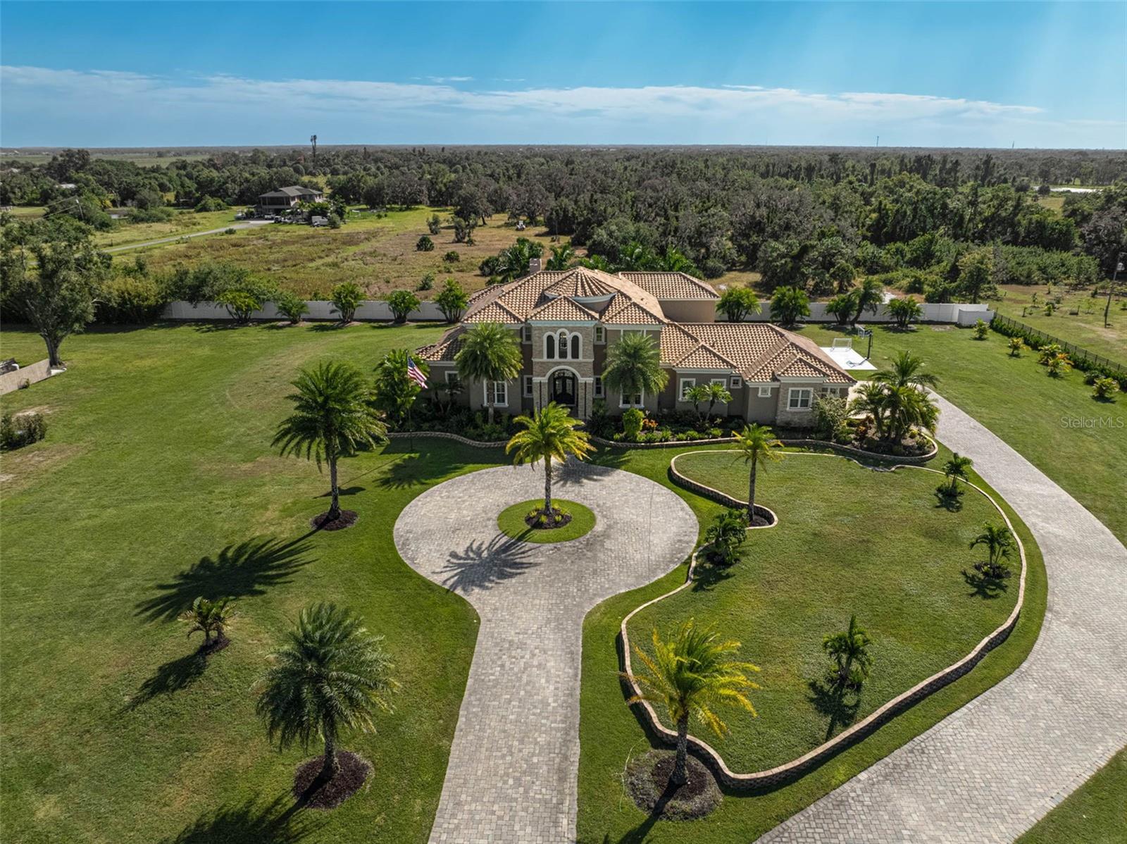 A4667142 Property Photo