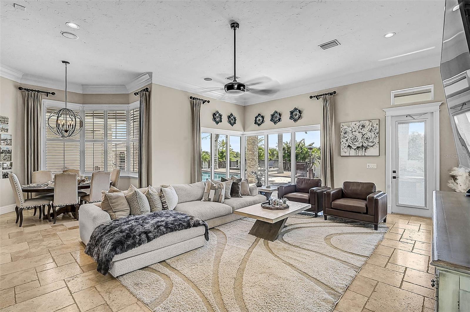 A4667142 Property Photo