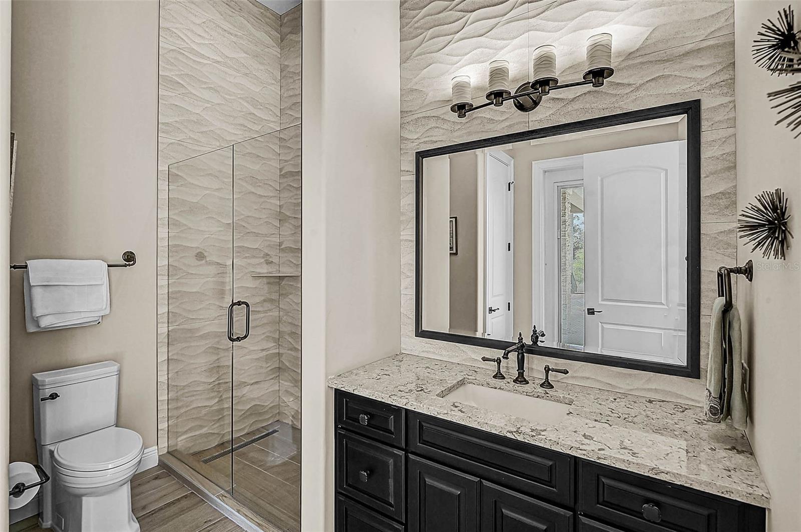 A4667142 Property Photo