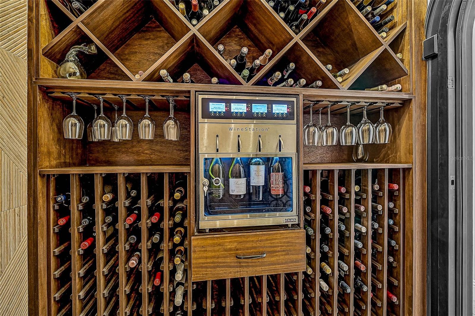 A4667142 Property Photo