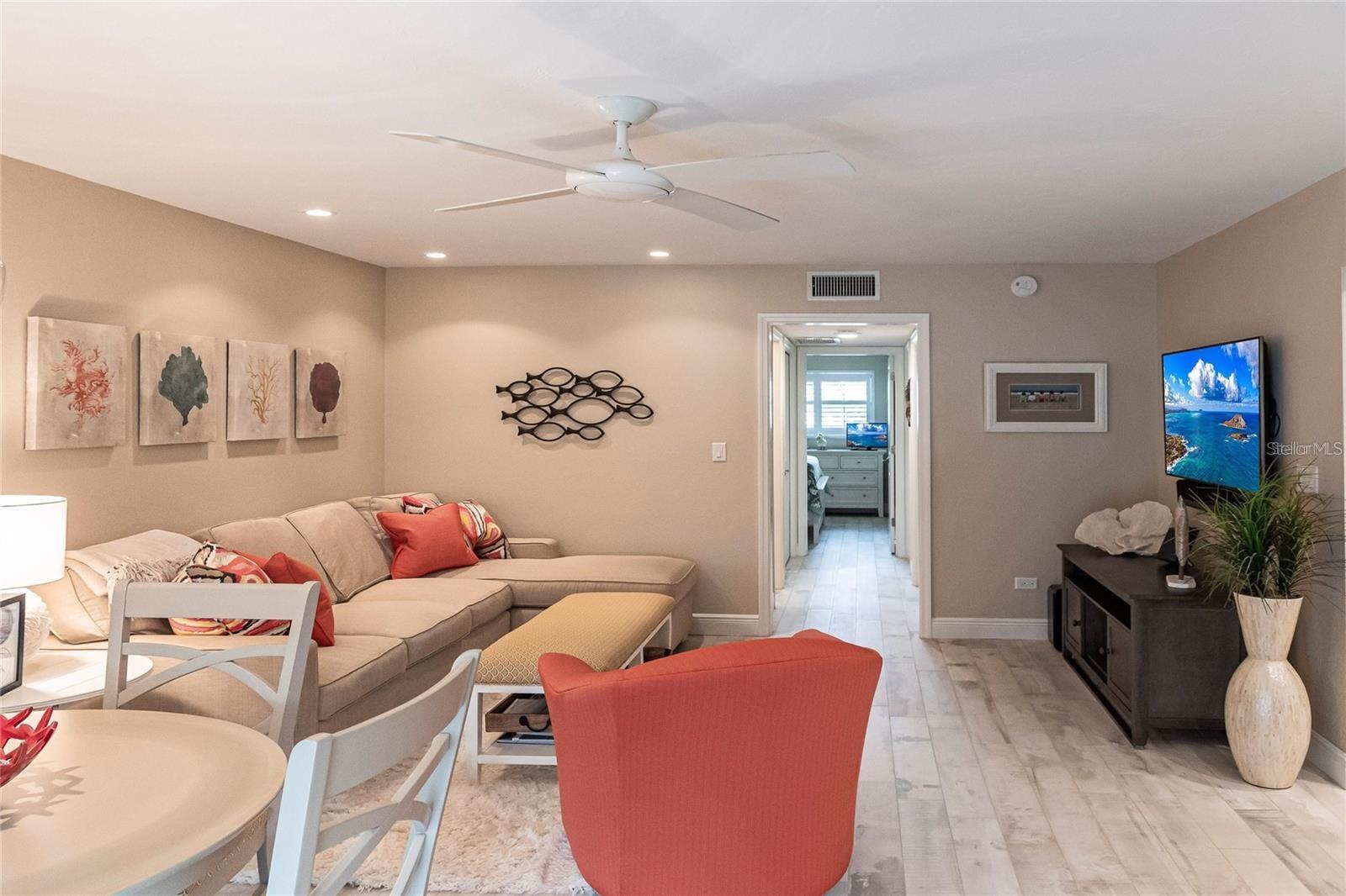 145 AVENIDA MESSINA #3, SARASOTA, FL, 34242