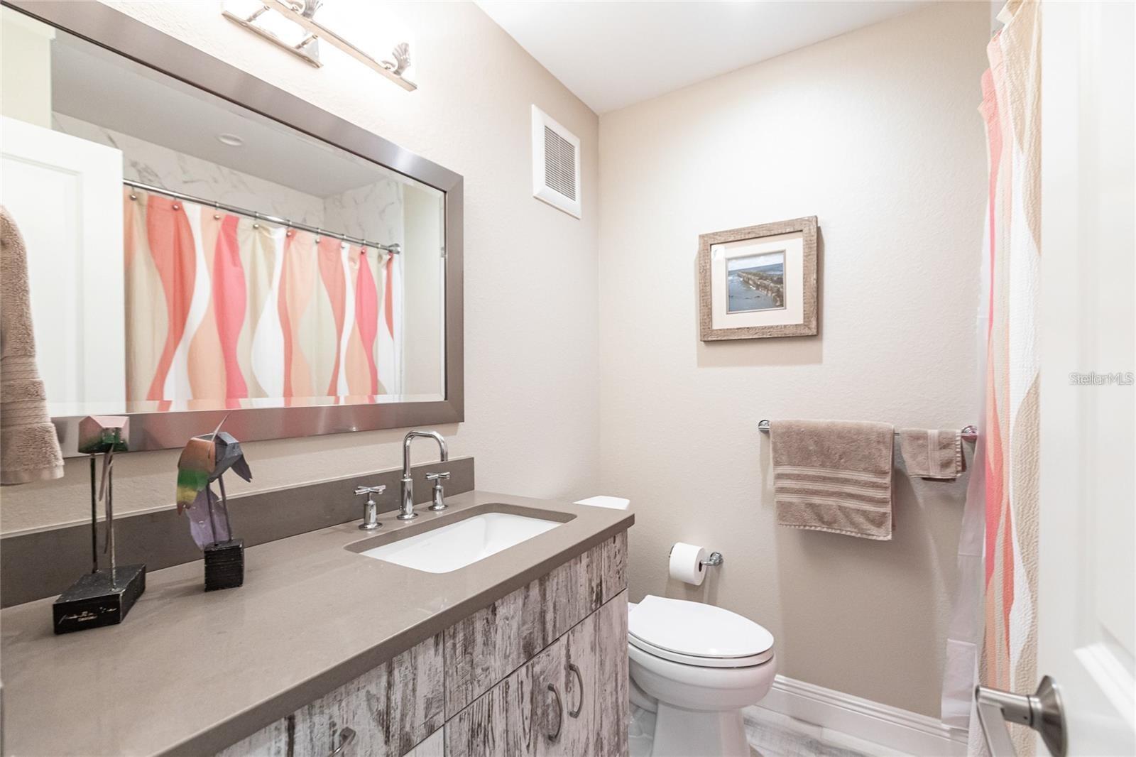 145 AVENIDA MESSINA #3, SARASOTA, FL, 34242