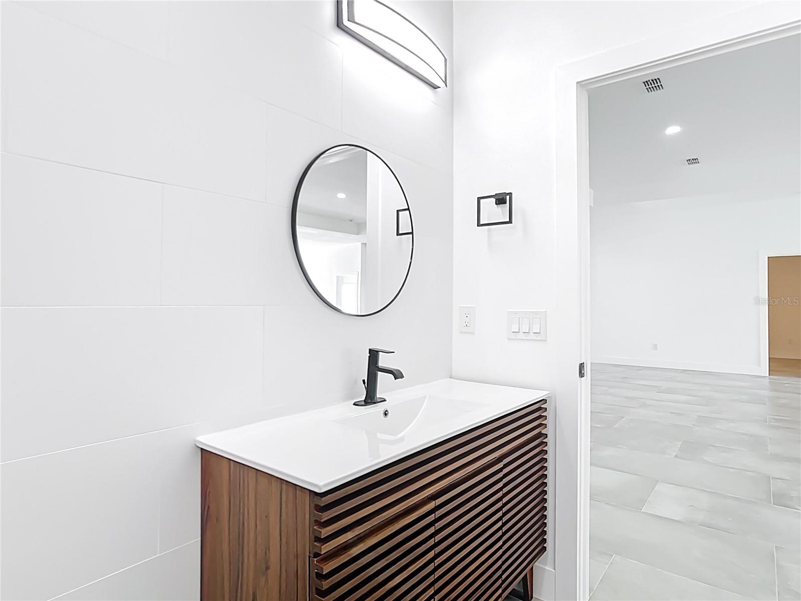 159 ANTILLA DR, ROTONDA WEST, FL, 33947