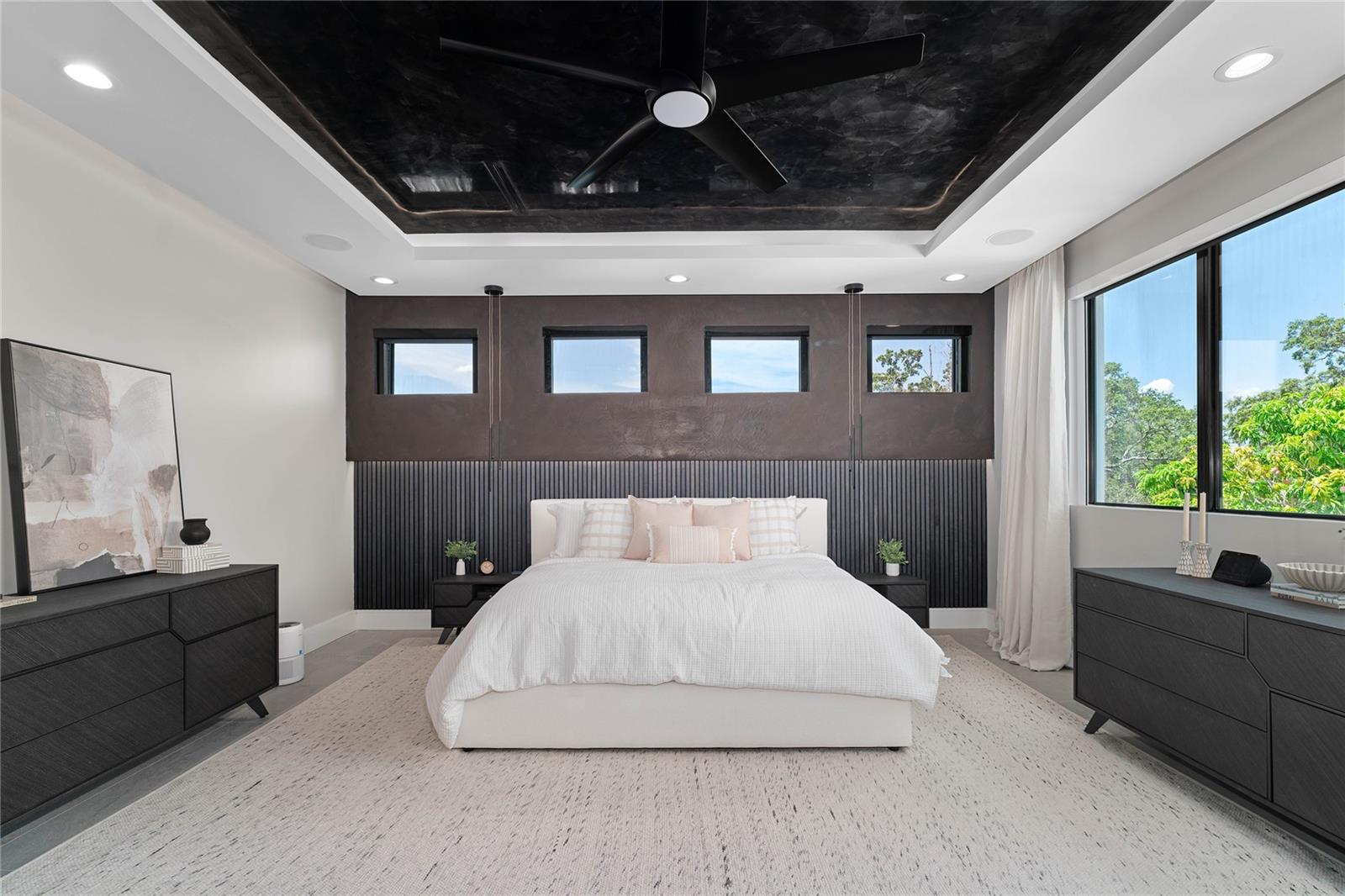 TB8433875 Property Photo