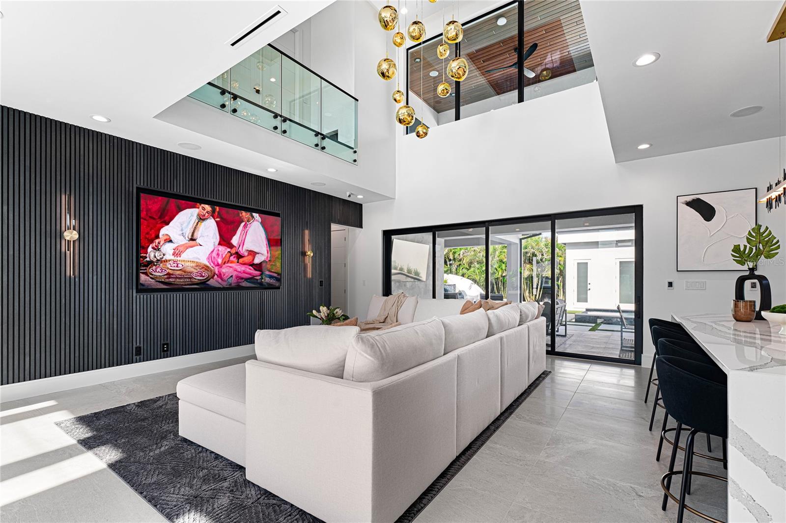 TB8433875 Property Photo