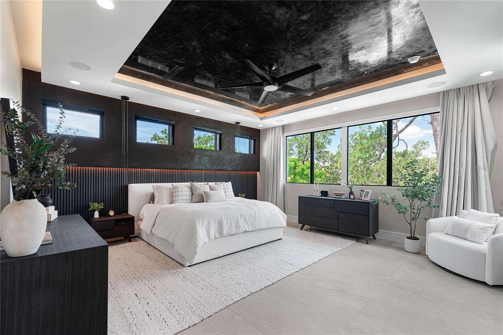 TB8433875 Property Photo