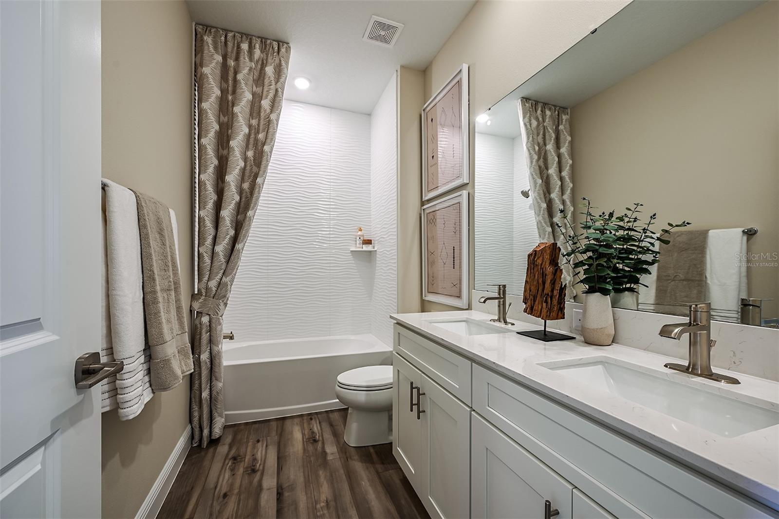 9874 SURREY ROSE DR, SAN ANTONIO, FL, 33576