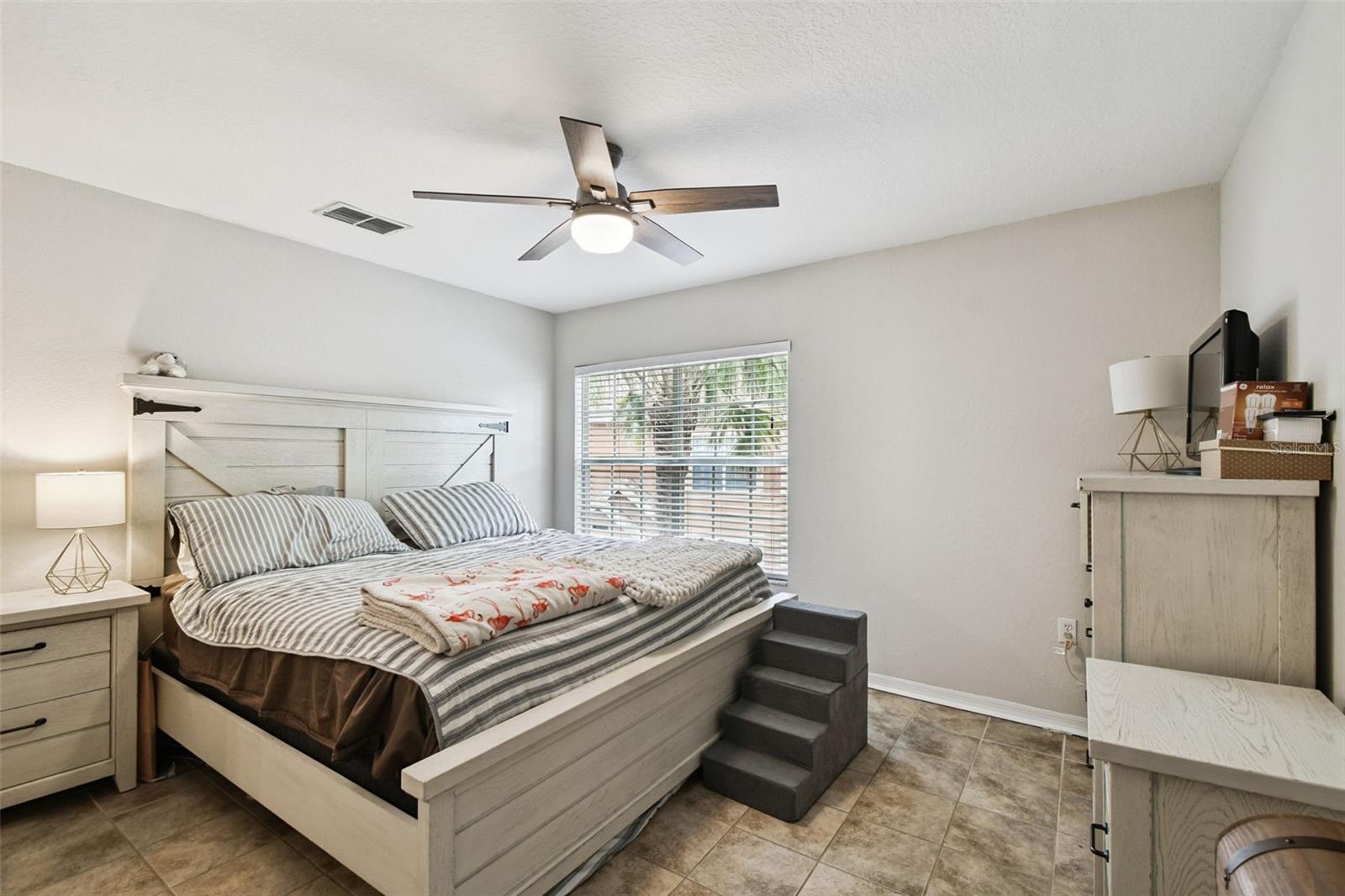 9064 LAKE CHASE ISLAND WAY, TAMPA, FL, 33626