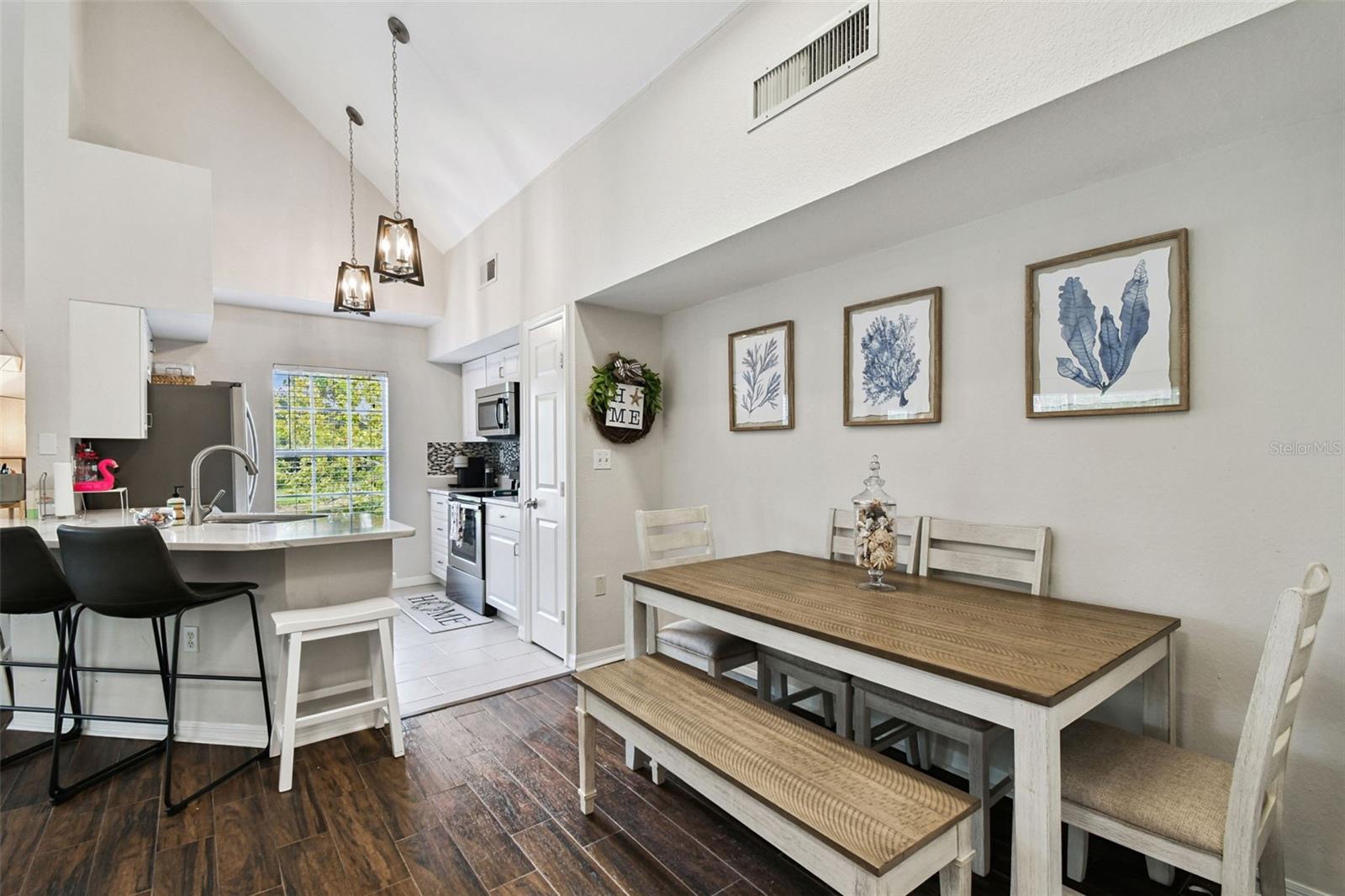 9064 LAKE CHASE ISLAND WAY, TAMPA, FL, 33626