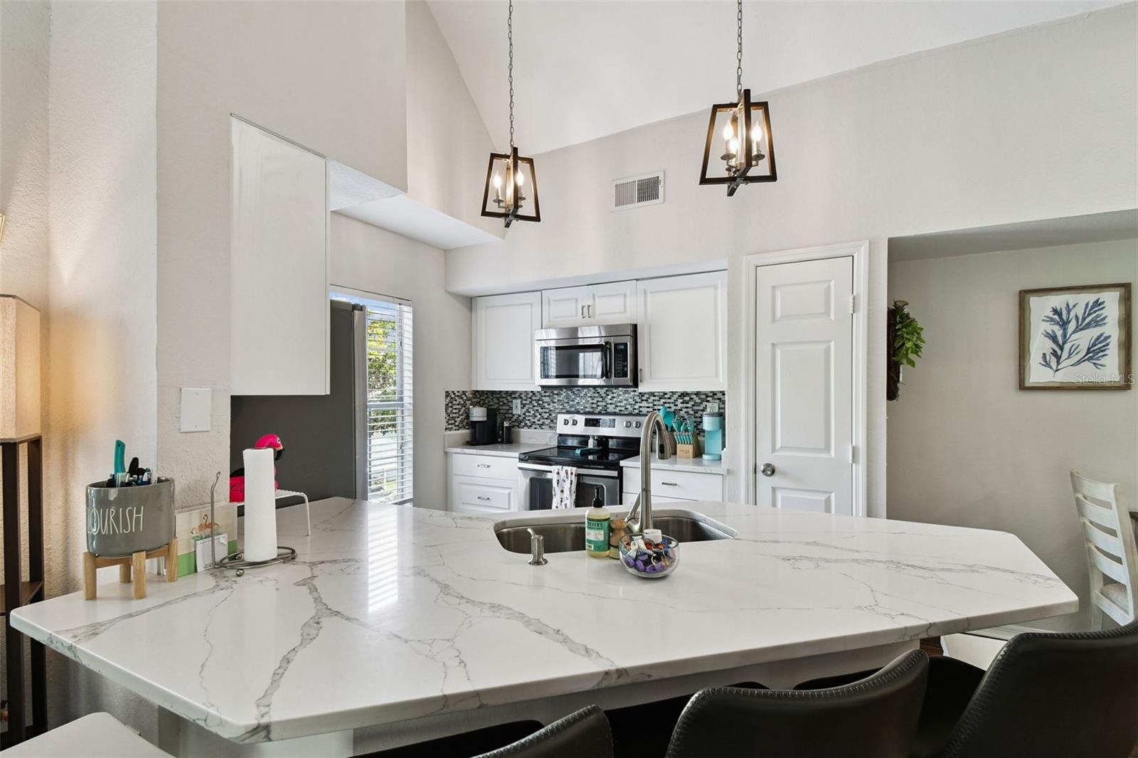 9064 LAKE CHASE ISLAND WAY, TAMPA, FL, 33626