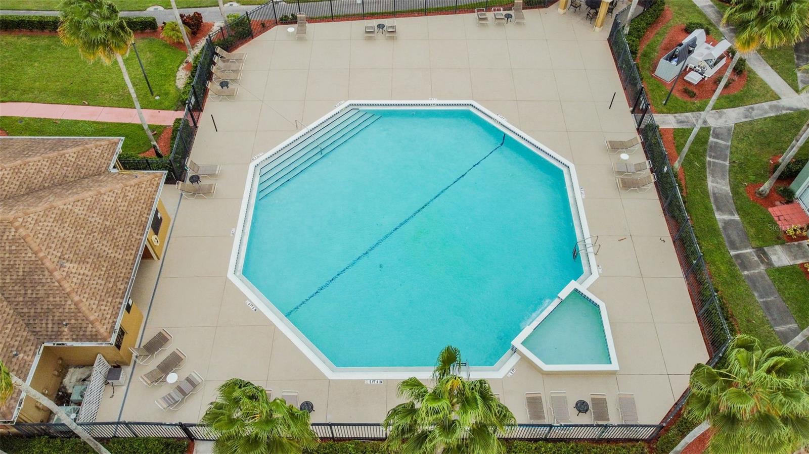 9064 LAKE CHASE ISLAND WAY, TAMPA, FL, 33626