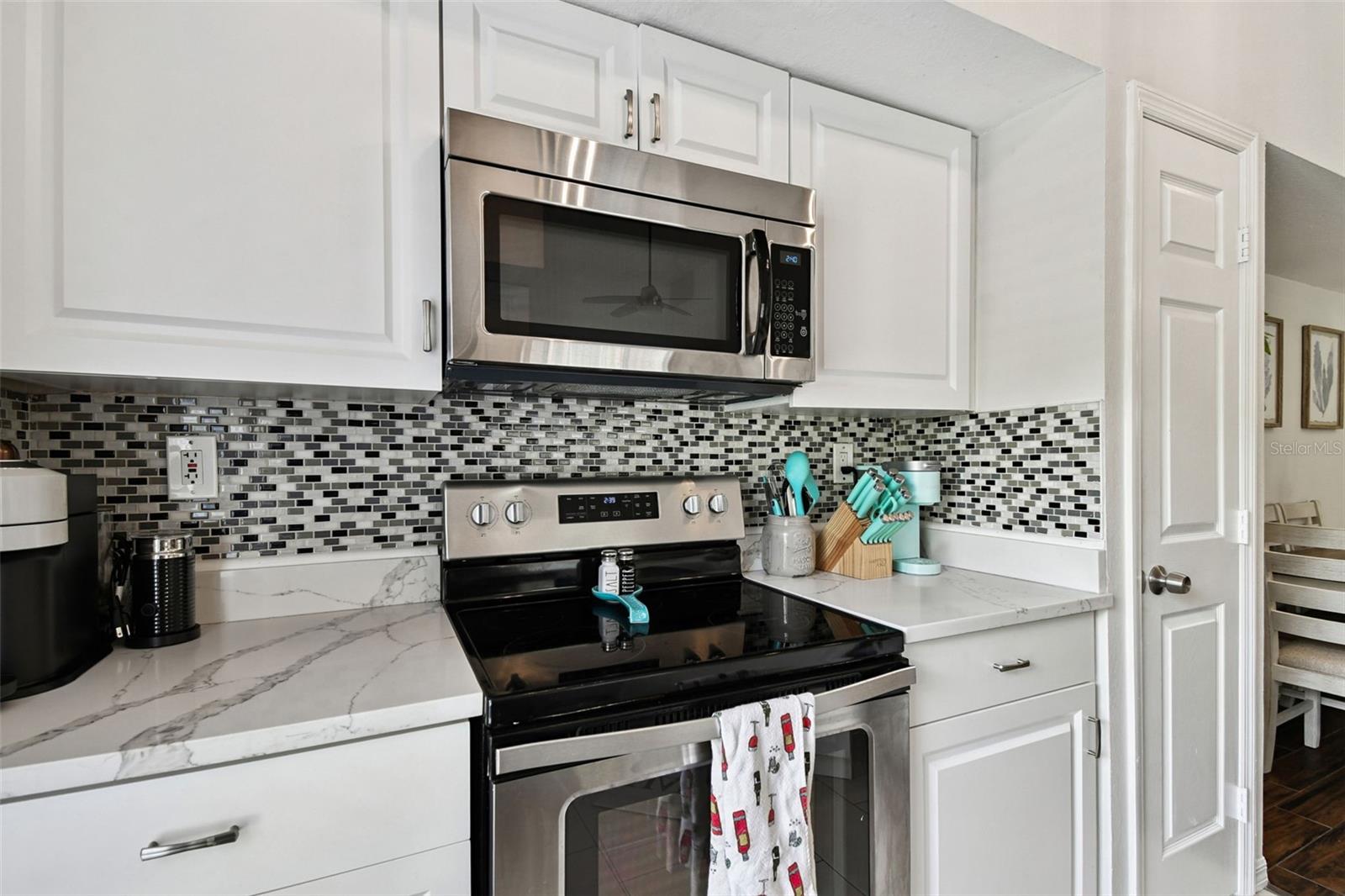 9064 LAKE CHASE ISLAND WAY, TAMPA, FL, 33626