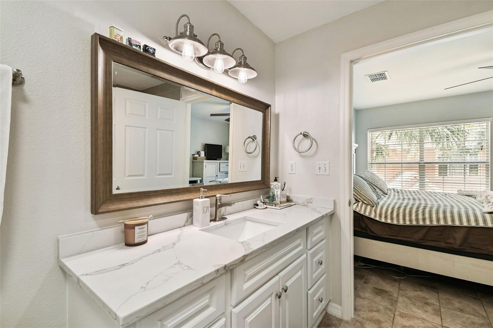 9064 LAKE CHASE ISLAND WAY, TAMPA, FL, 33626