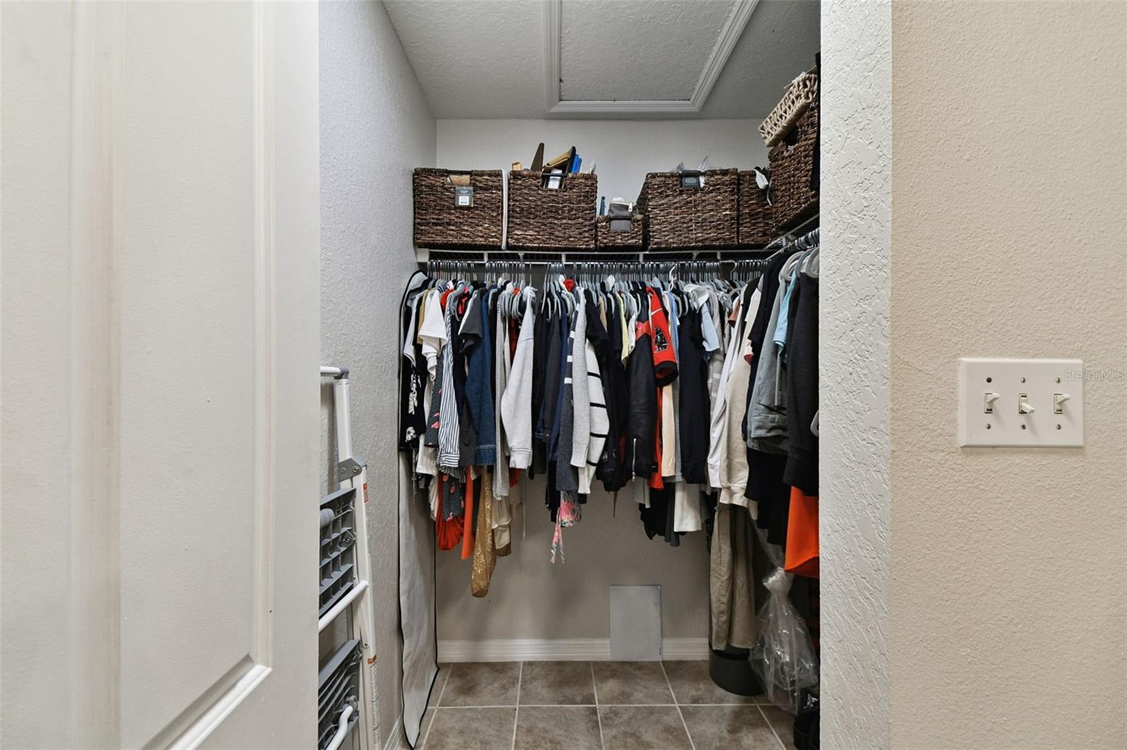 9064 LAKE CHASE ISLAND WAY, TAMPA, FL, 33626