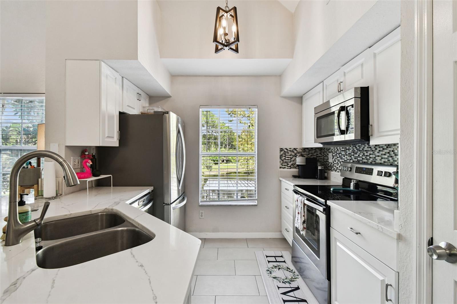 9064 LAKE CHASE ISLAND WAY, TAMPA, FL, 33626