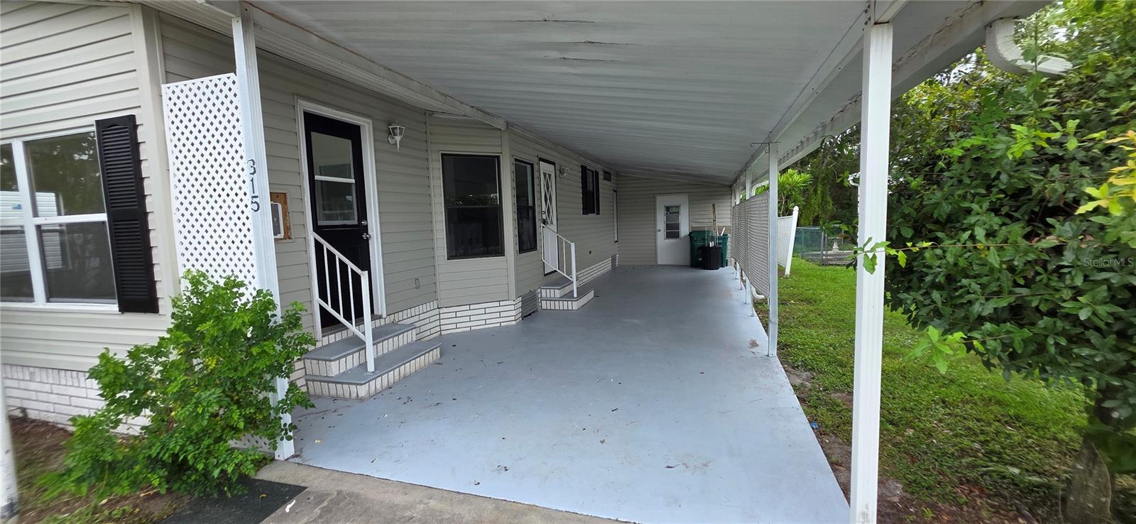 315 PAPAYA CIR, BAREFOOT BAY, FL, 32976