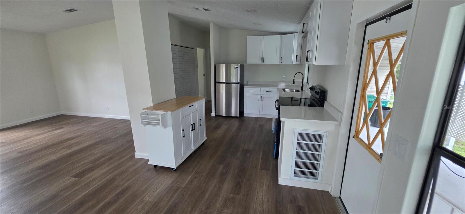 315 PAPAYA CIR, BAREFOOT BAY, FL, 32976