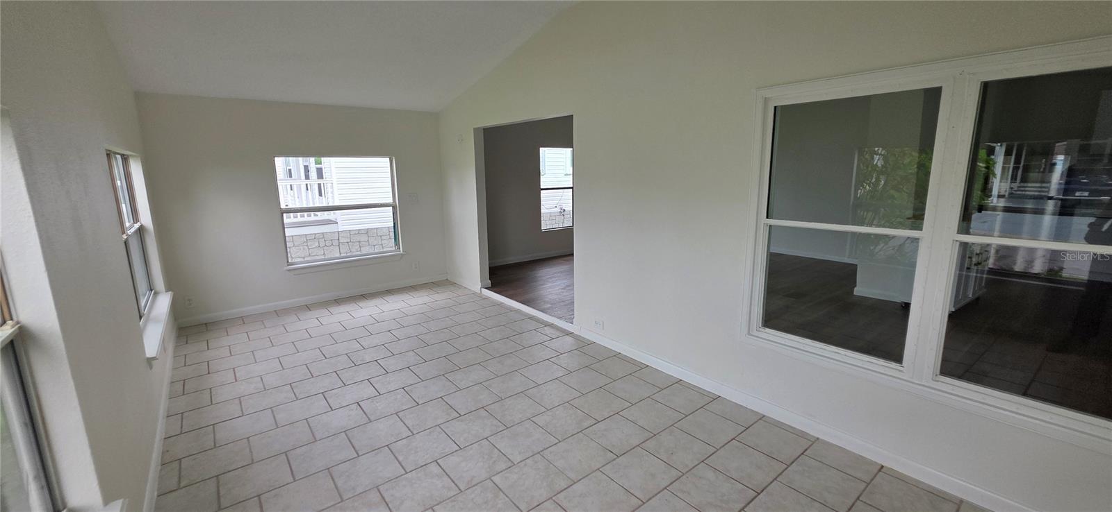 315 PAPAYA CIR, BAREFOOT BAY, FL, 32976