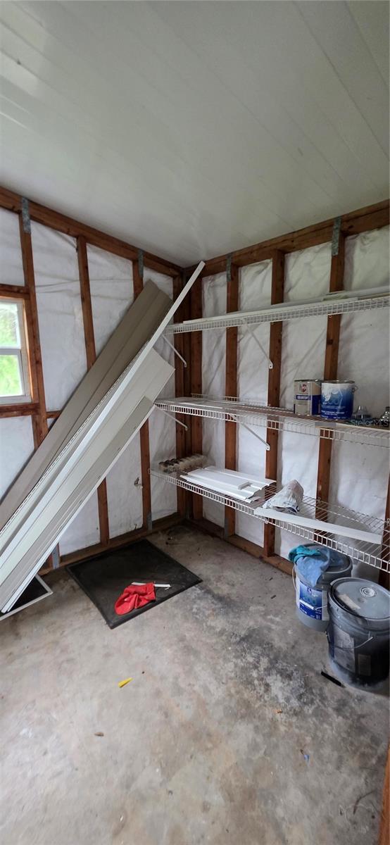 315 PAPAYA CIR, BAREFOOT BAY, FL, 32976