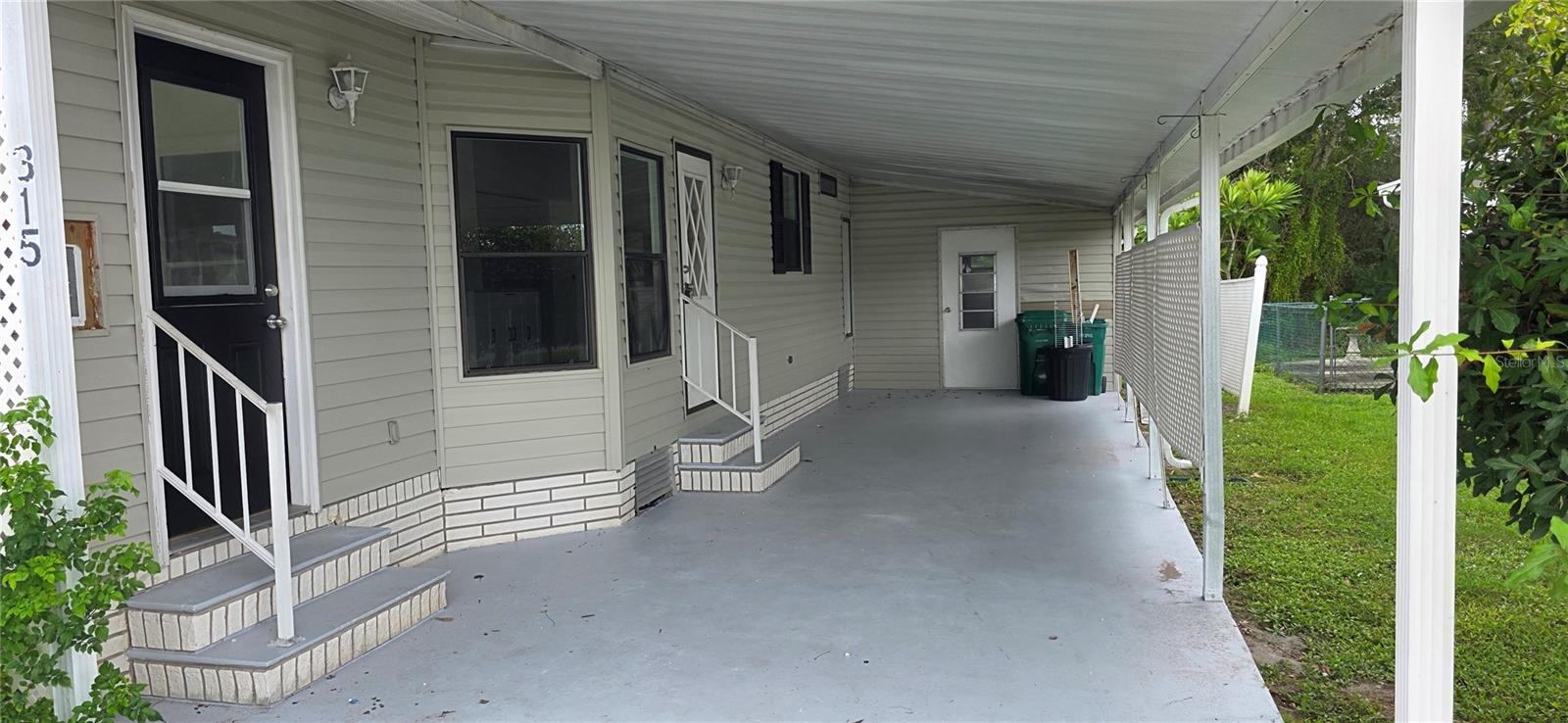 315 PAPAYA CIR, BAREFOOT BAY, FL, 32976