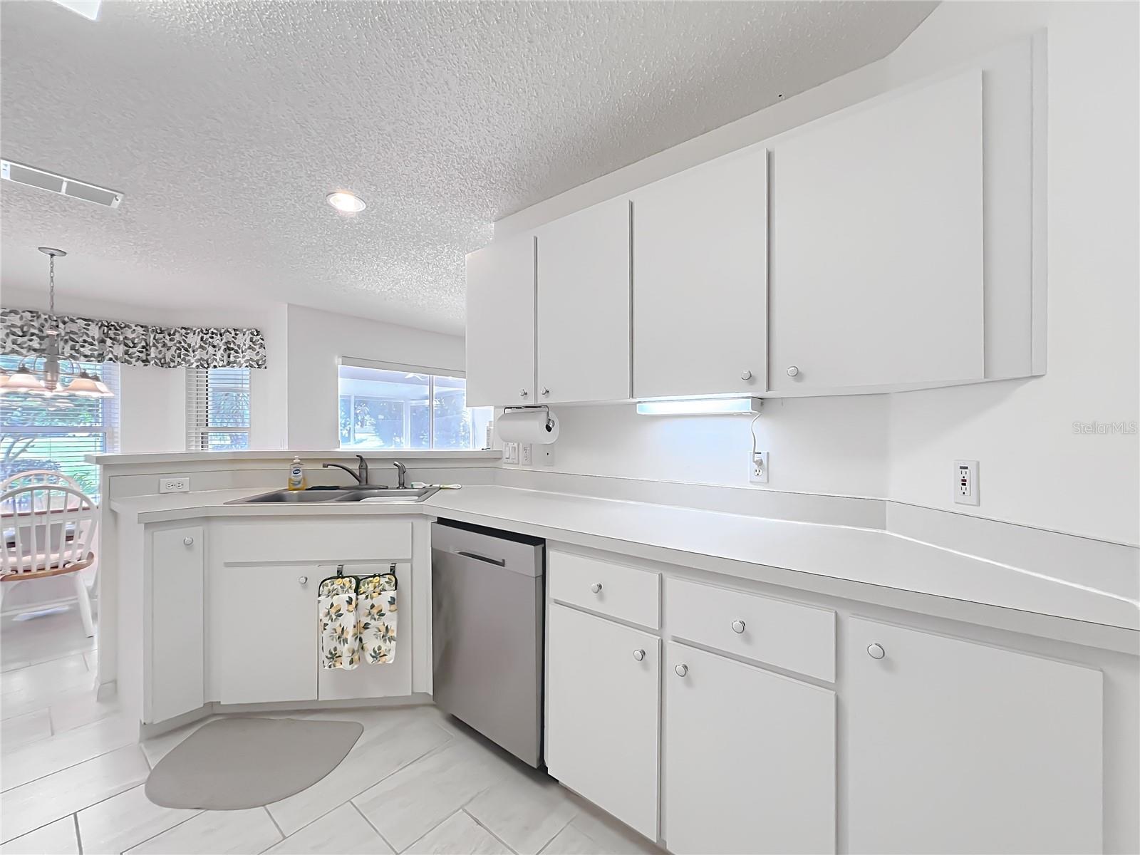 9235 SW 96TH COURT RD, OCALA, FL, 34481