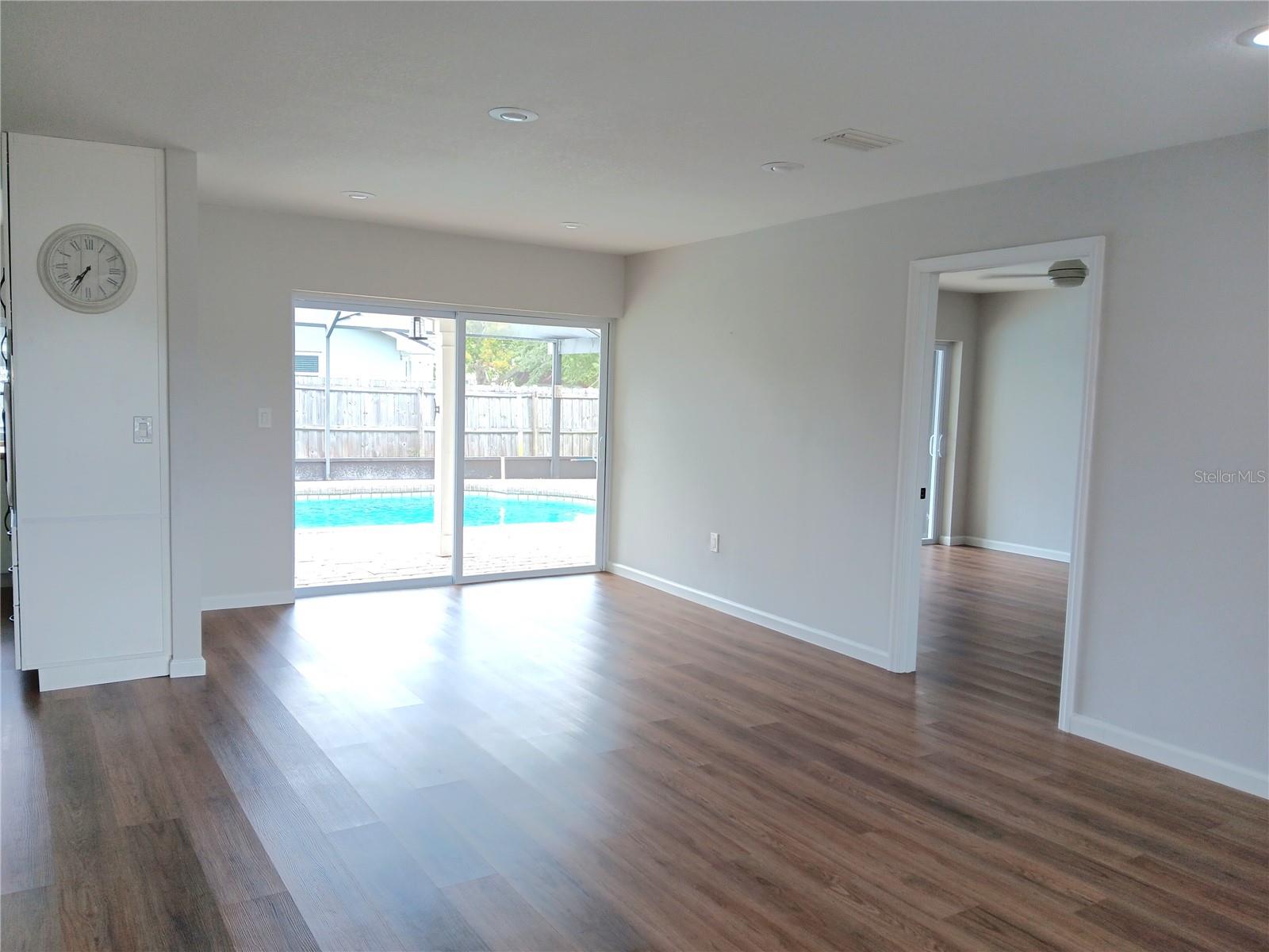 1929 ARVIS CIR E, CLEARWATER, FL, 33764