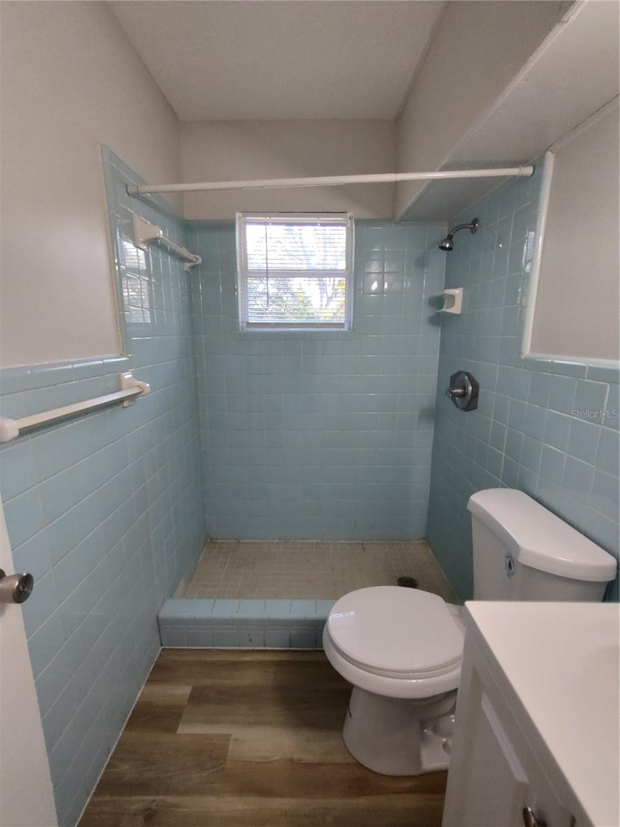 316 W HOWRY AVE #4, DELAND, FL, 32720