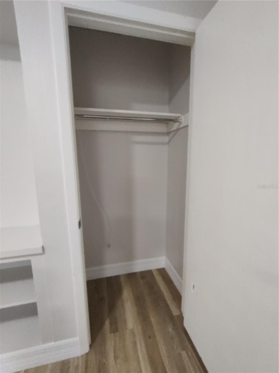 316 W HOWRY AVE #4, DELAND, FL, 32720