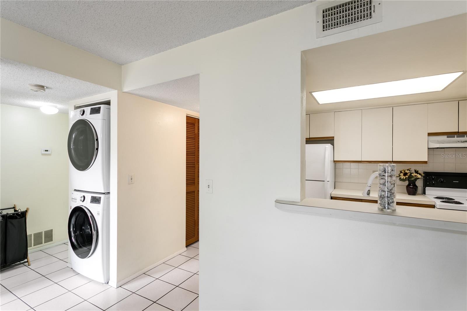 N6140805 Property Photo