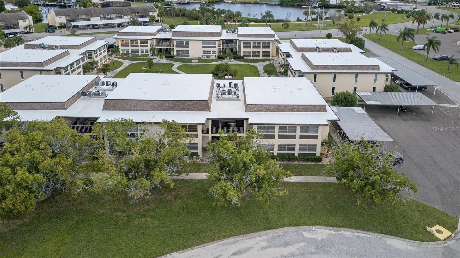 W7879522 Property Photo