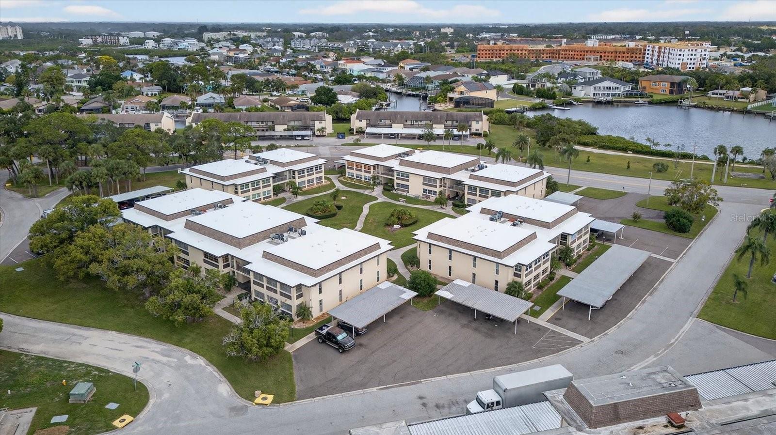 W7879522 Property Photo