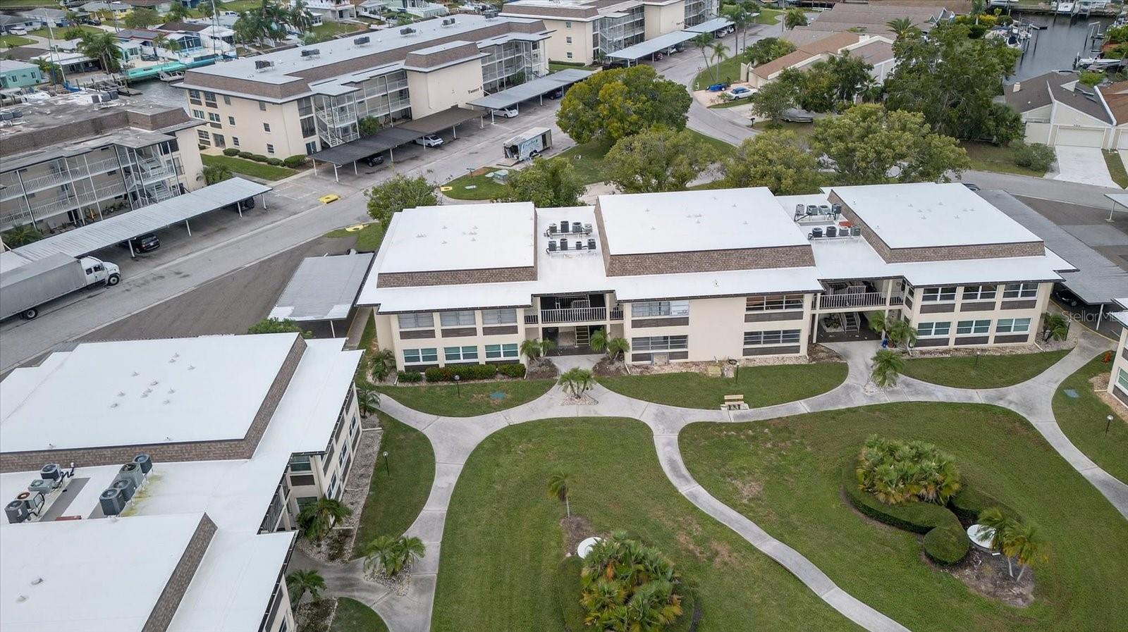 W7879522 Property Photo