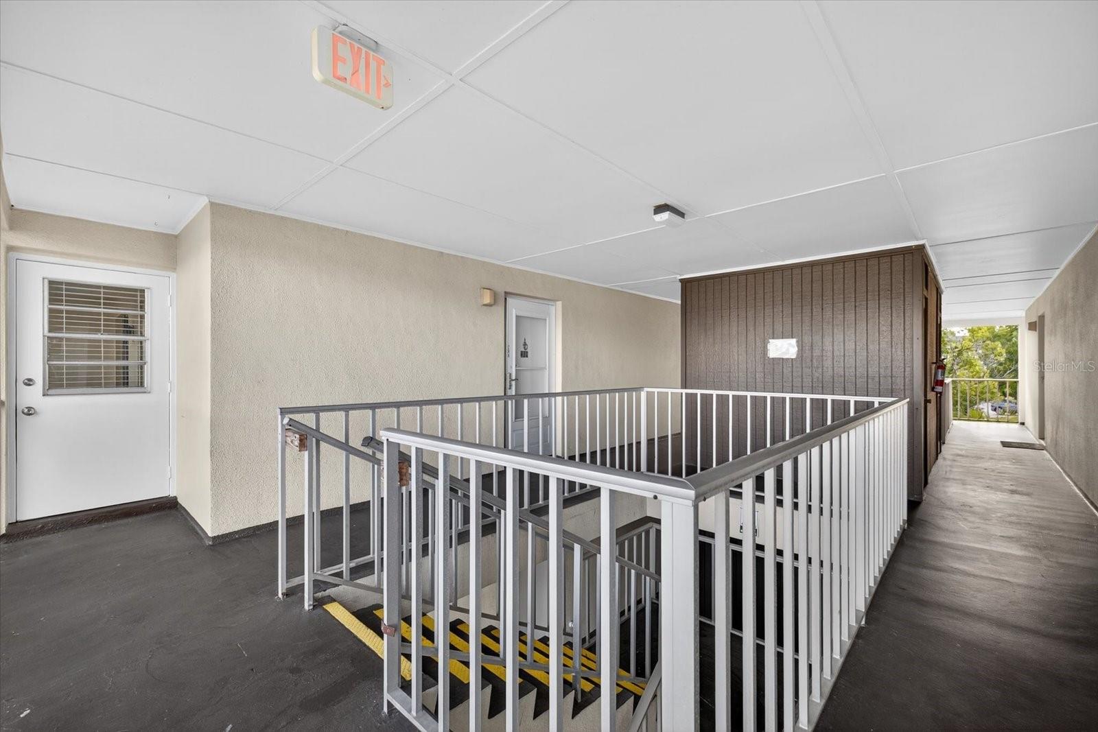 W7879522 Property Photo