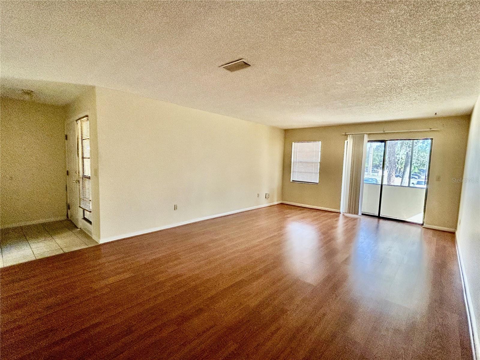 OM710758 Property Photo