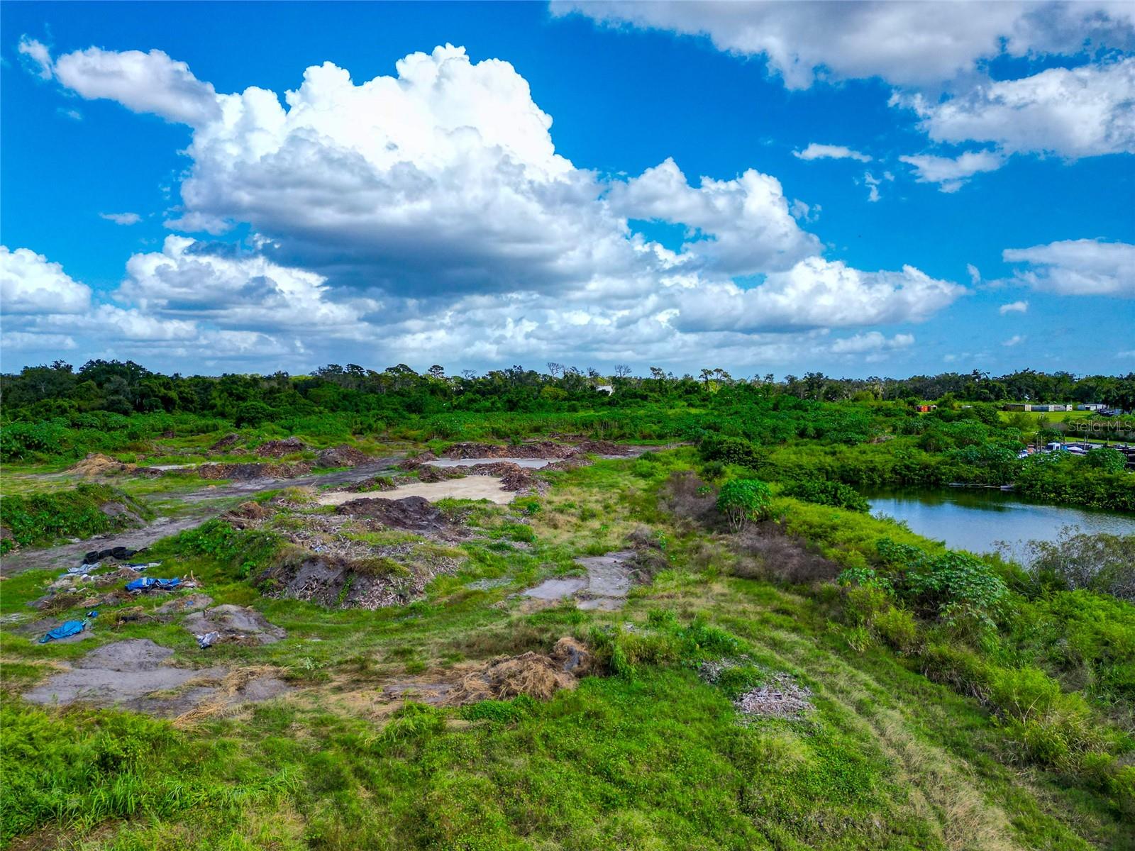 A4667218 Property Photo