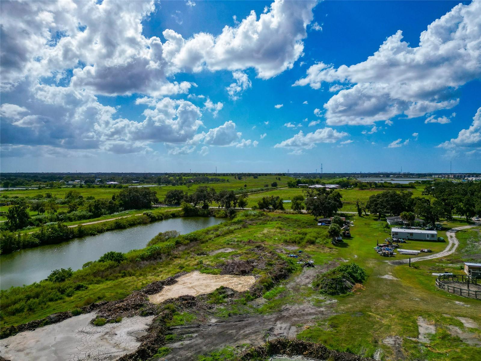 A4667218 Property Photo