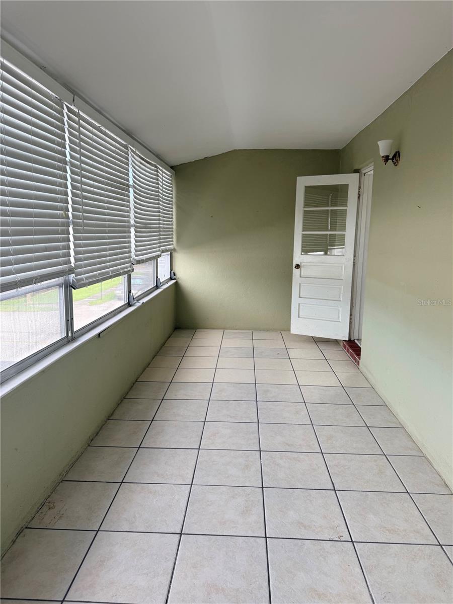 5900 21ST ST N #10, ST PETERSBURG, FL, 33714