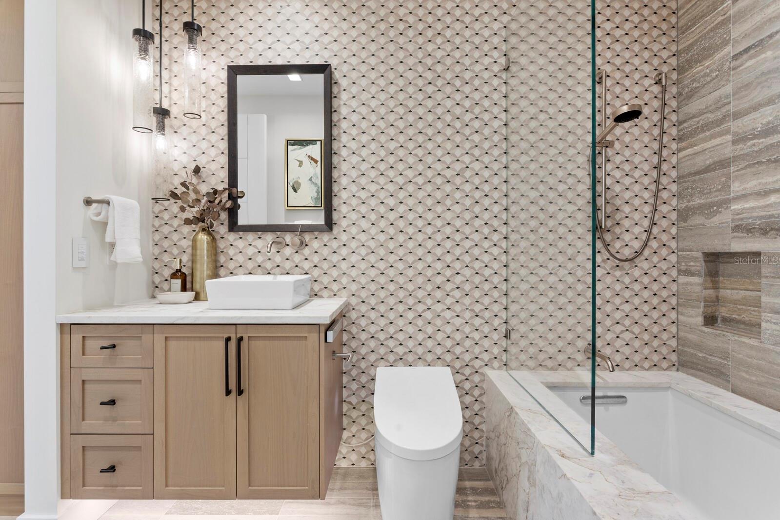 TB8434175 Property Photo