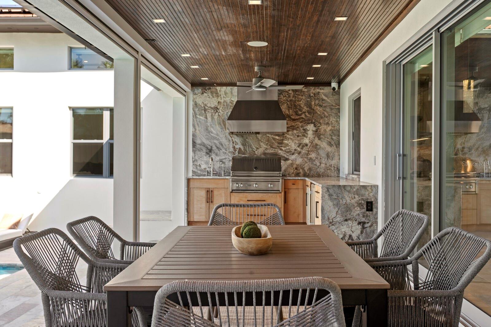 TB8434175 Property Photo