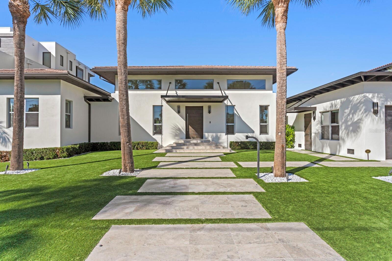 TB8434175 Property Photo