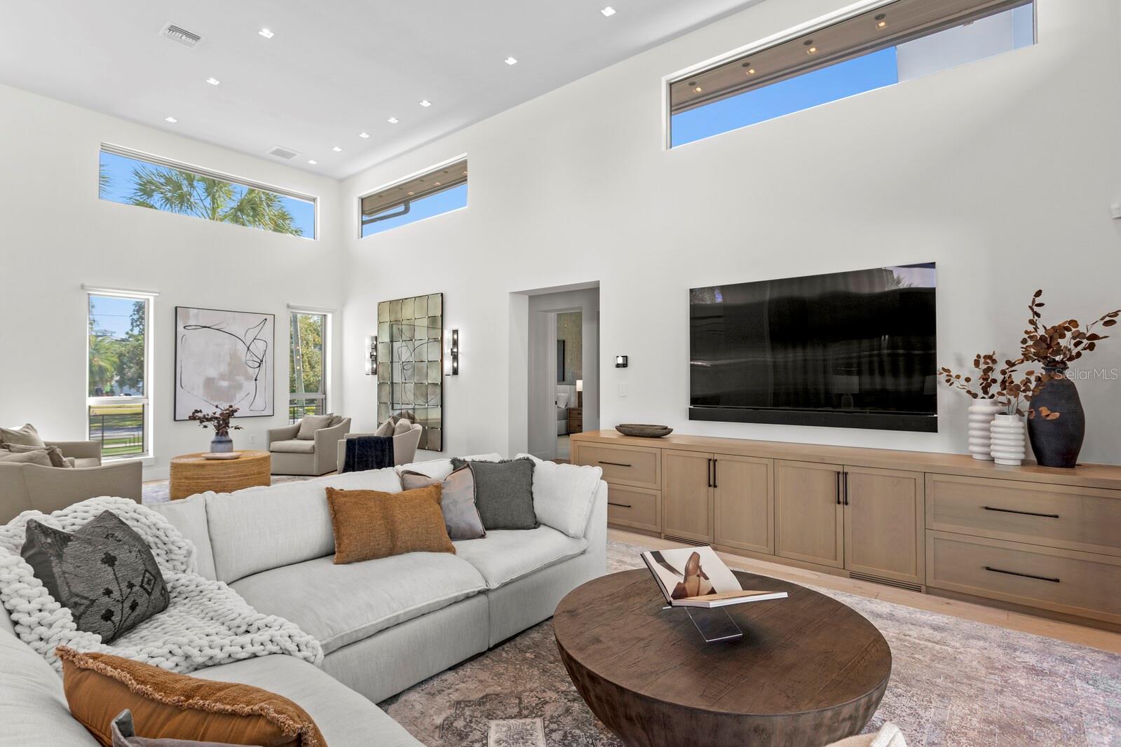 TB8434175 Property Photo