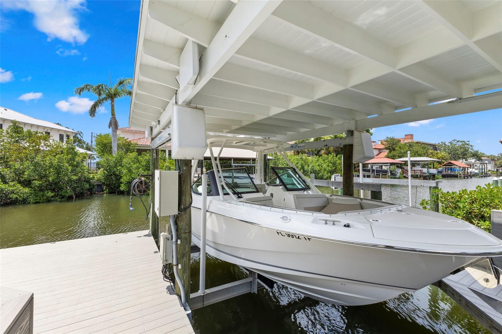 TB8434175 Property Photo