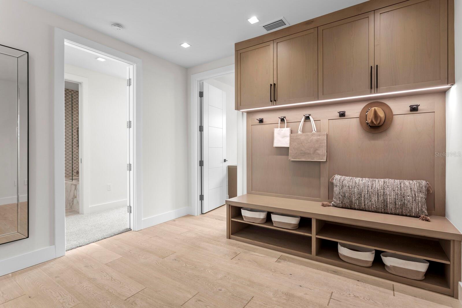 TB8434175 Property Photo