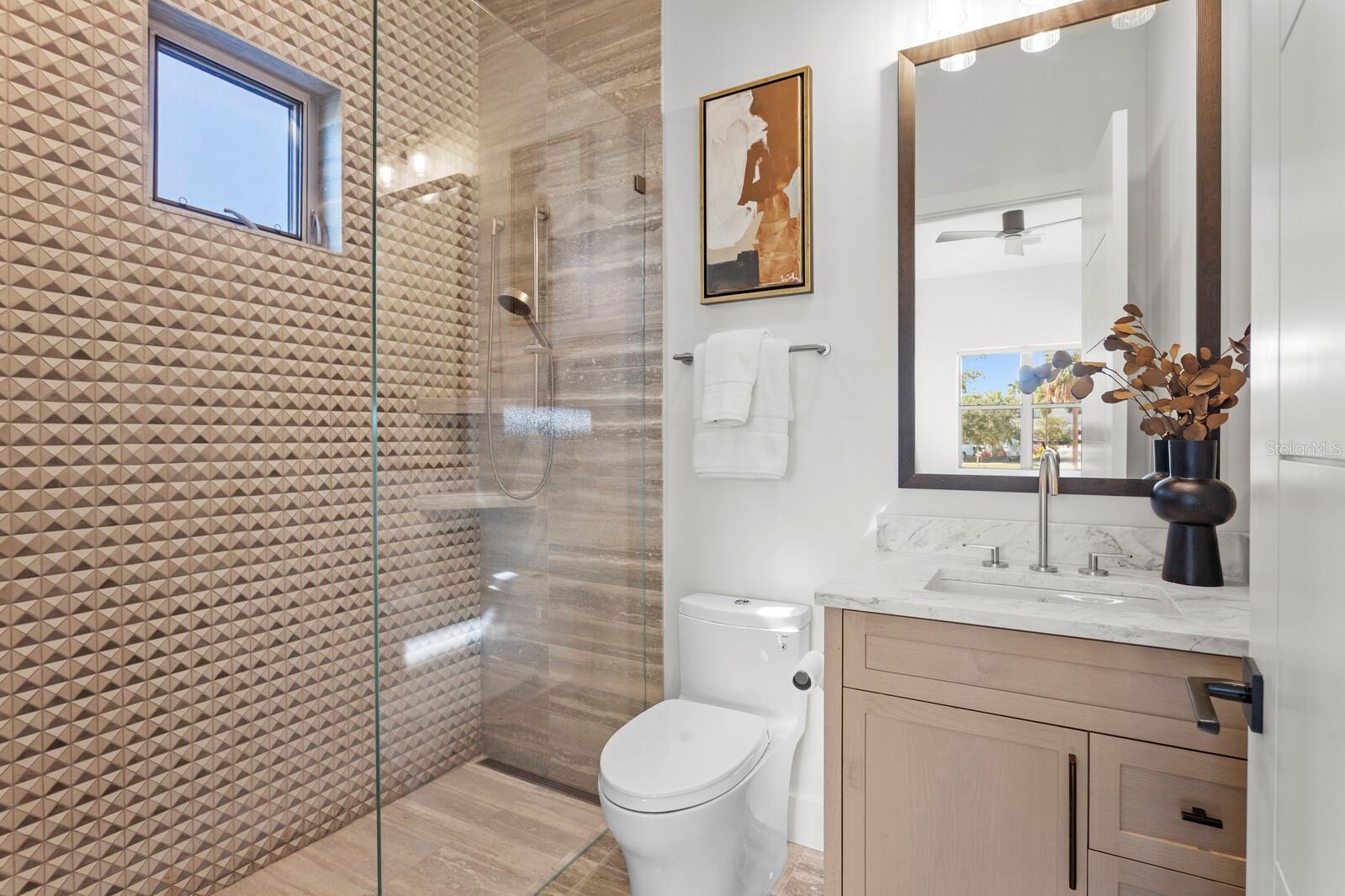 TB8434175 Property Photo