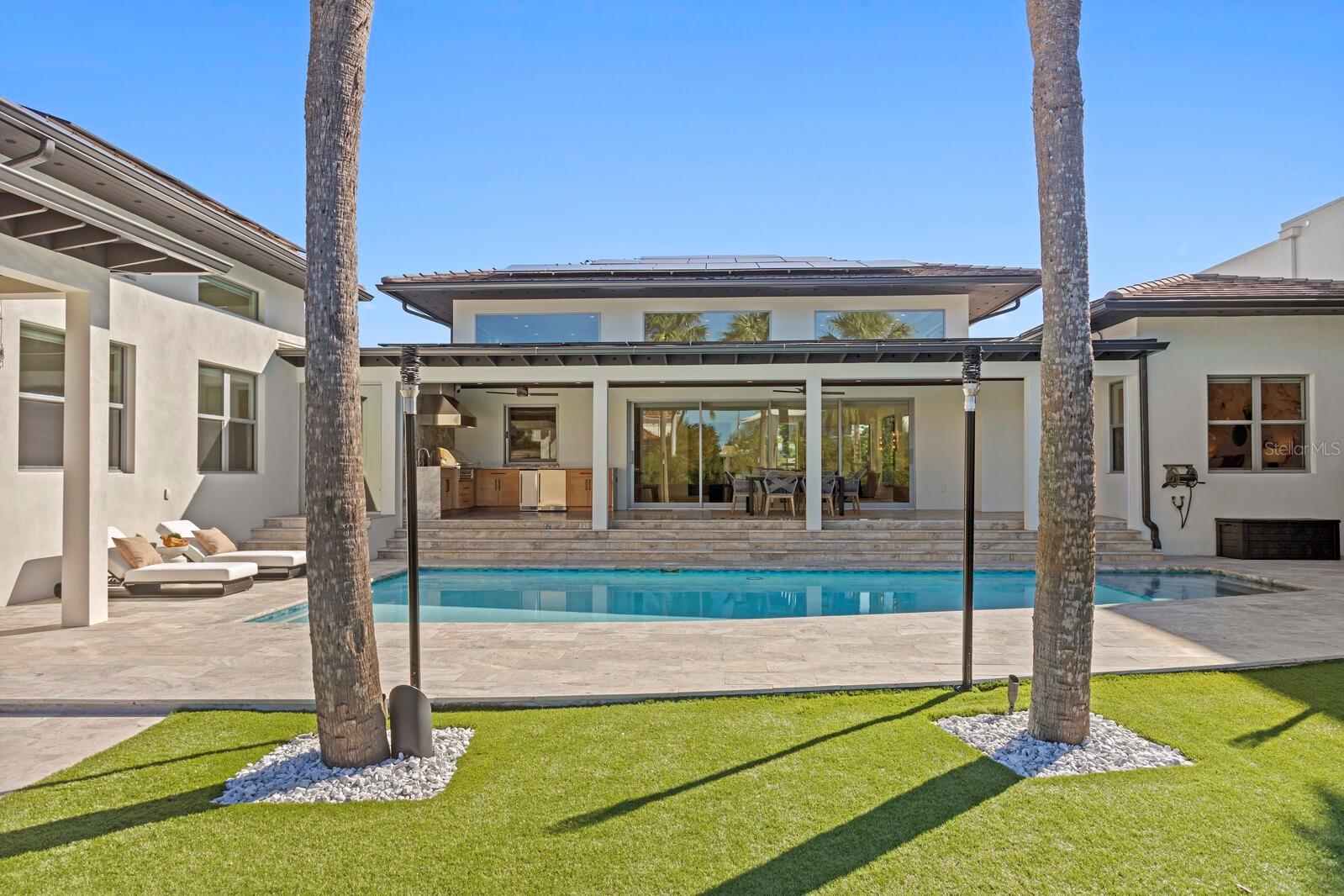 TB8434175 Property Photo